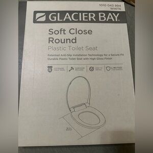 Glacier Bay White Soft Close Round Toilet Seat
